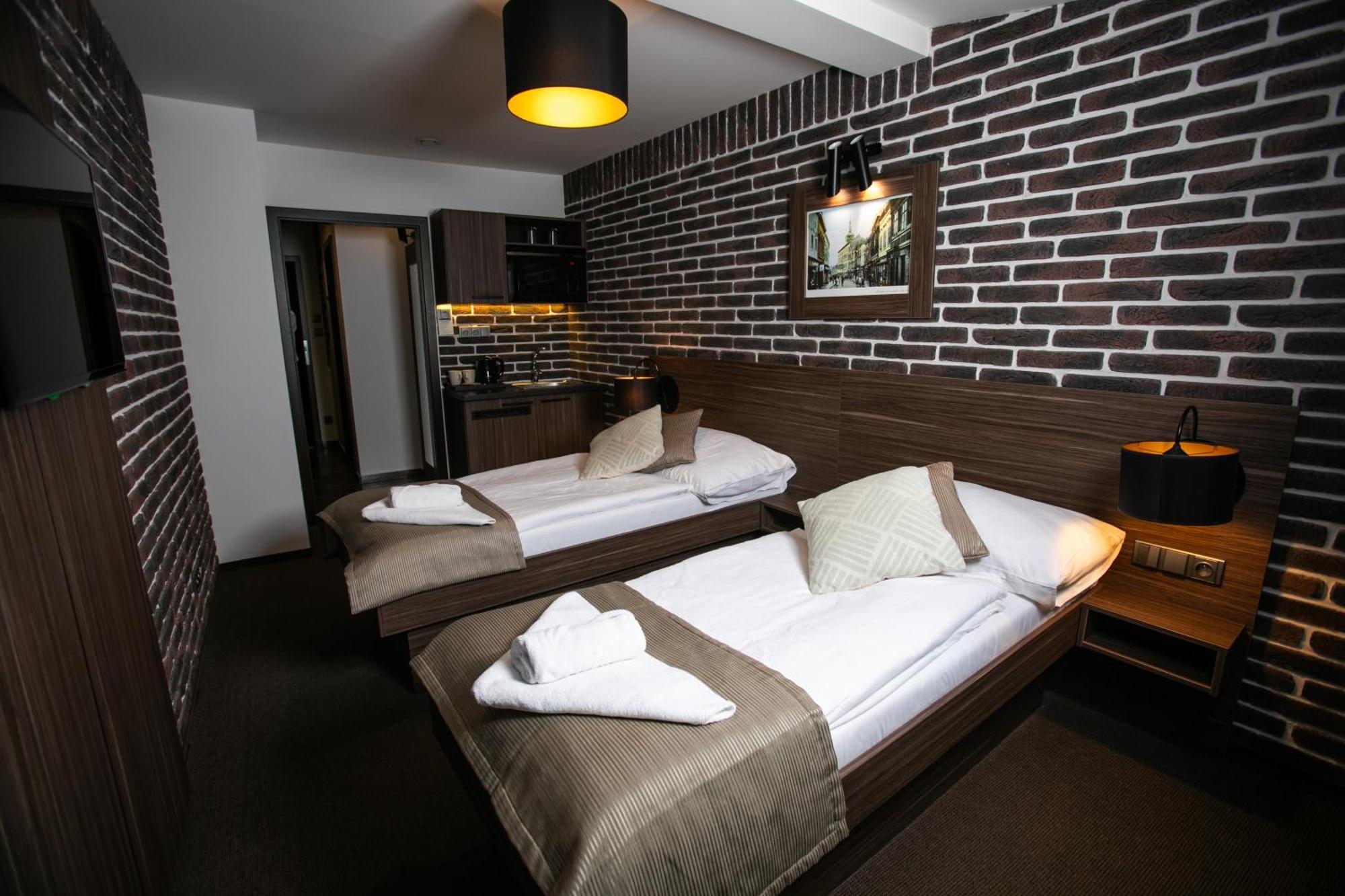 Penzion U Kubesa - Adults Only Kroměříž Rum bild